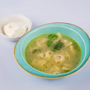 Пельмени с бульоном